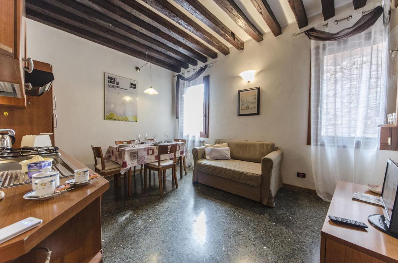 Residenza Dondel Apartment Венеция Екстериор снимка