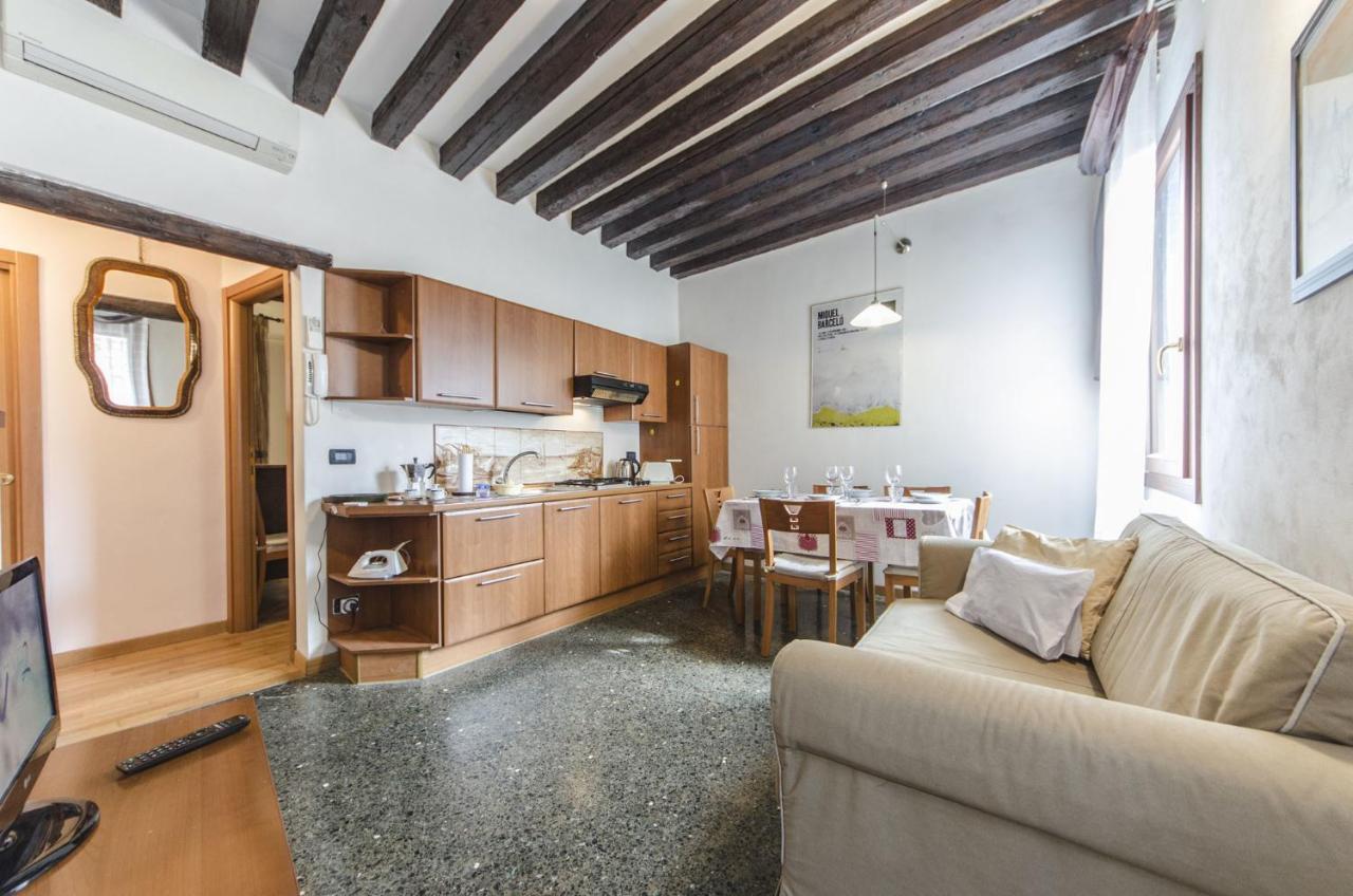 Residenza Dondel Apartment Венеция Екстериор снимка