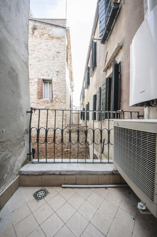 Residenza Dondel Apartment Венеция Екстериор снимка