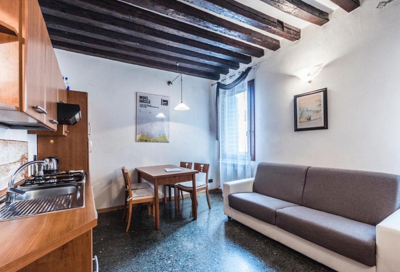 Residenza Dondel Apartment Венеция Екстериор снимка